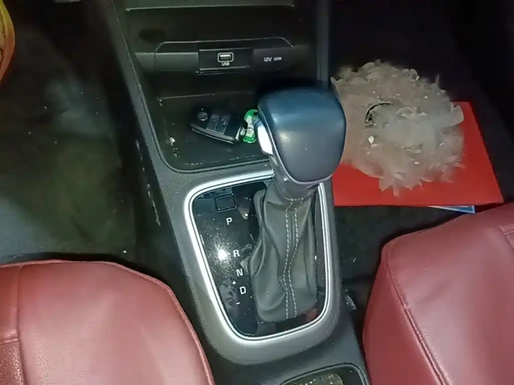 Kia KX1 2020 — фото 14