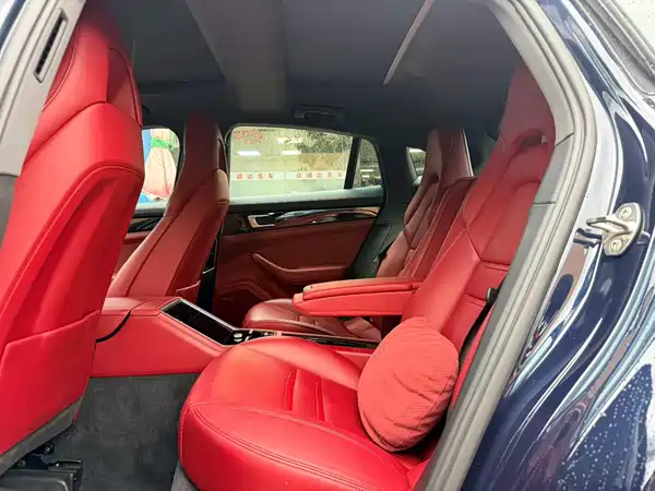 Porsche Panamera 2020