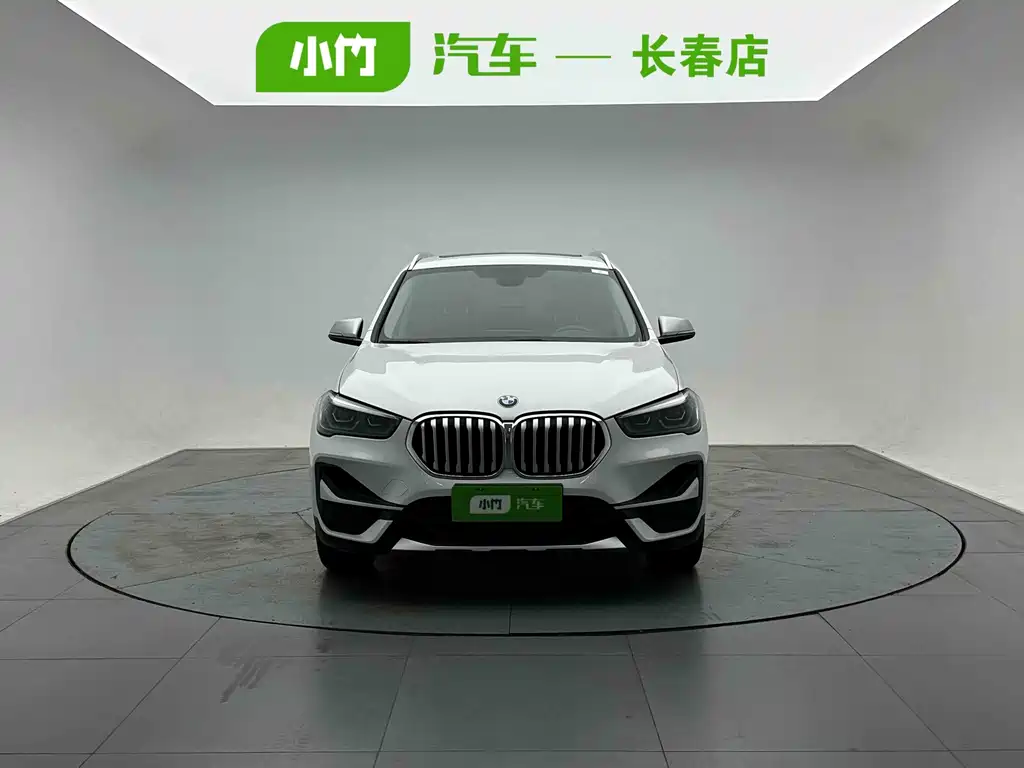 BMW X1 2022 — фото 2