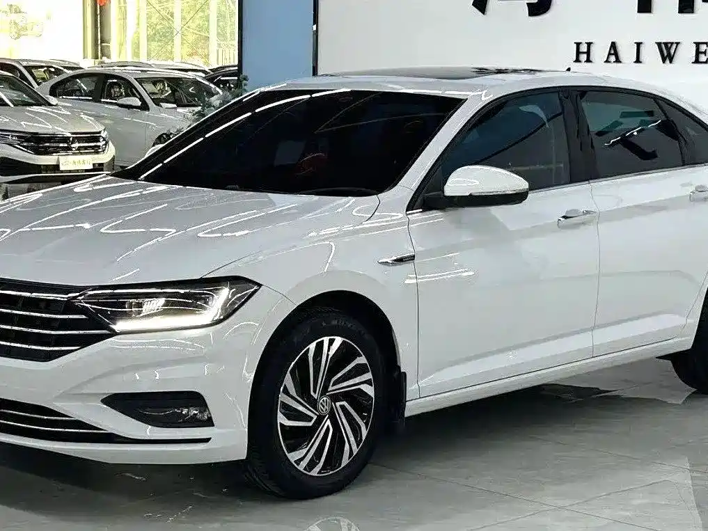 Volkswagen Sagitar 2024