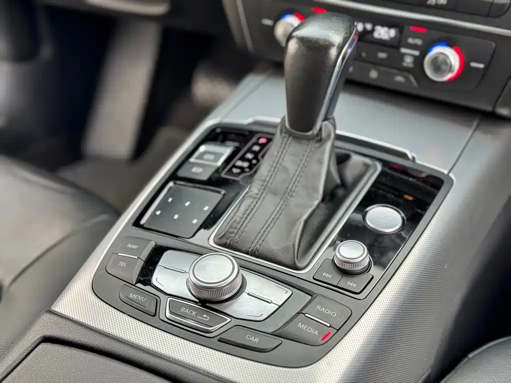 Audi A6L 2016 — фото 15