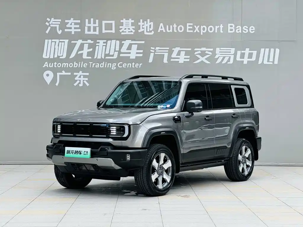 BAIC BJ40 Extended Range 2025 — фото 1
