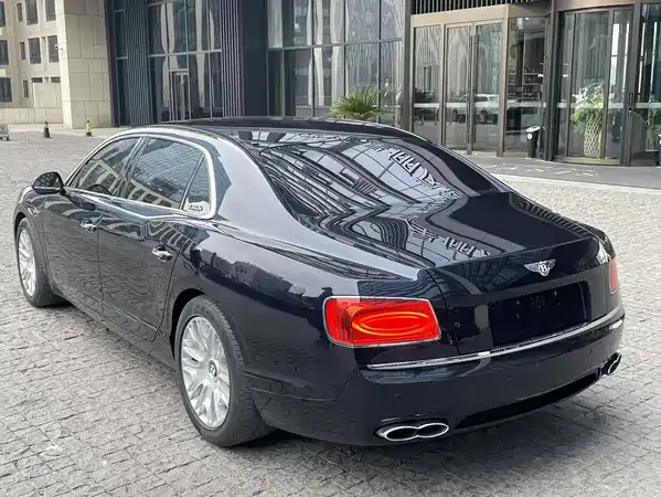 Bentley Flying Spur 2017