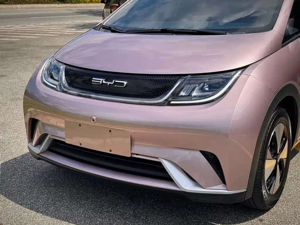 BYD Dolphin 2023