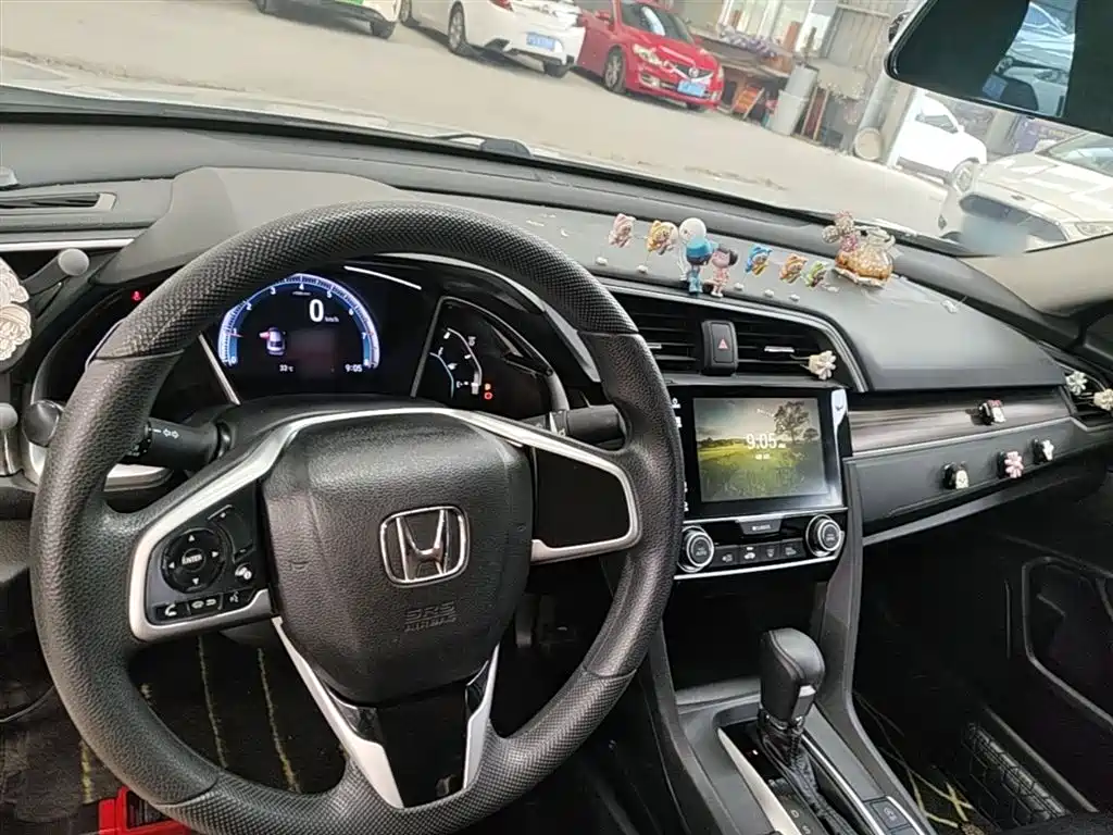 Honda Civic 2020 — фото 10