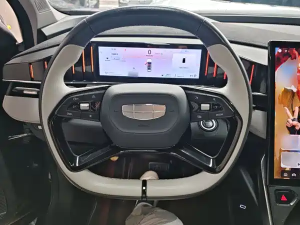 Geely Boyue L 2023