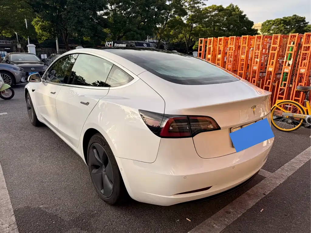 Tesla Model 3 2019 — фото 4