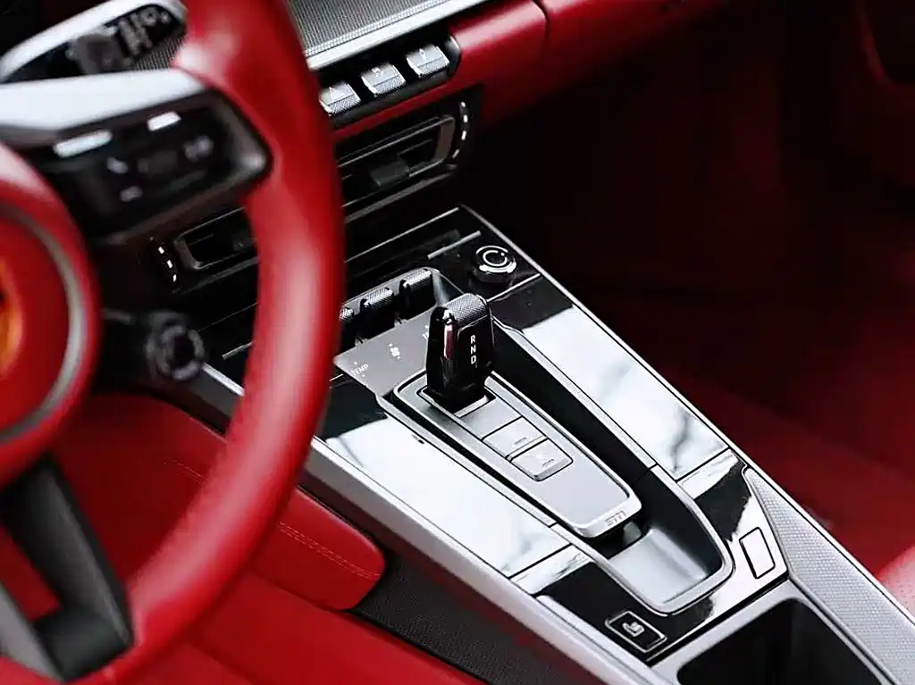 Porsche 911 2020 — фото 12