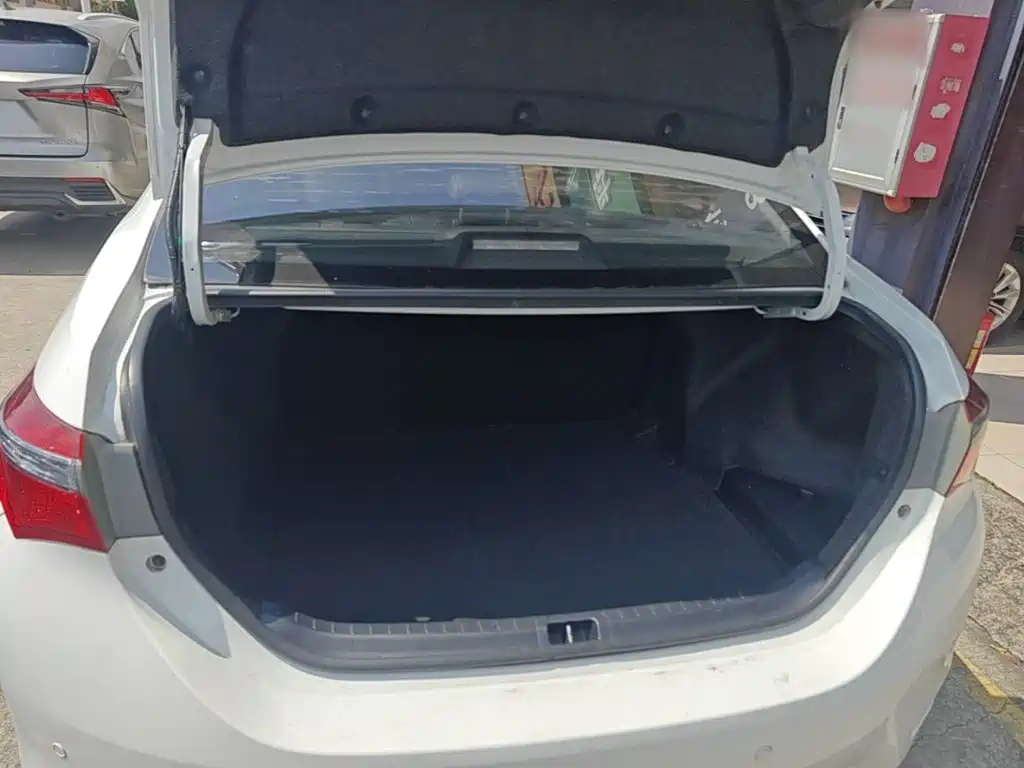 Toyota Corolla 2019 — фото 19
