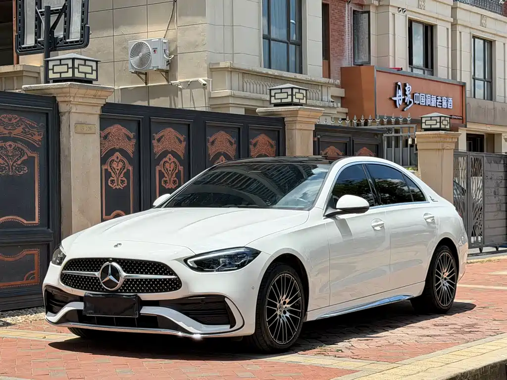 Mercedes-Benz C-Class 2023