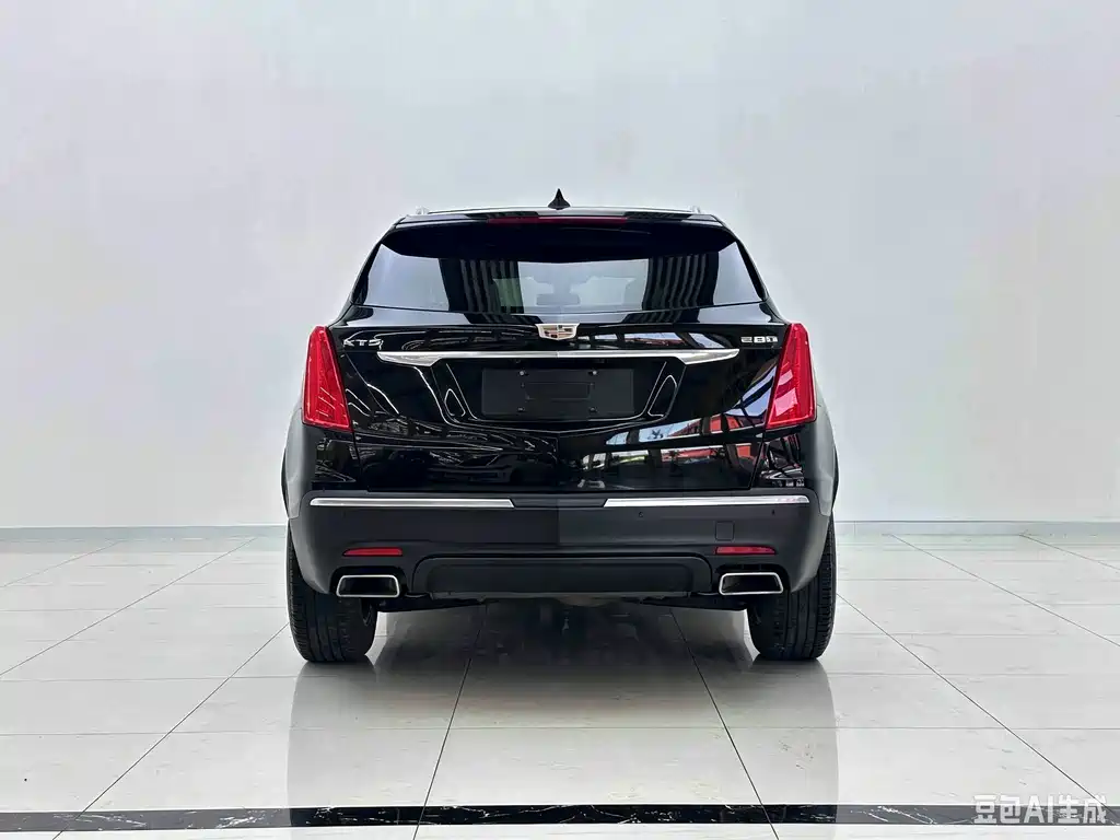 Cadillac XT5 2018 — фото 5