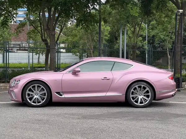 Bentley Continental 2022