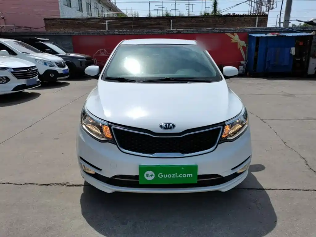 Kia K2 2015