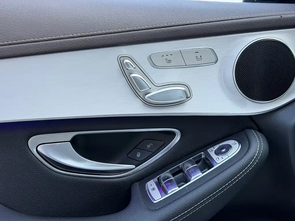 Mercedes-Benz GLC 2021