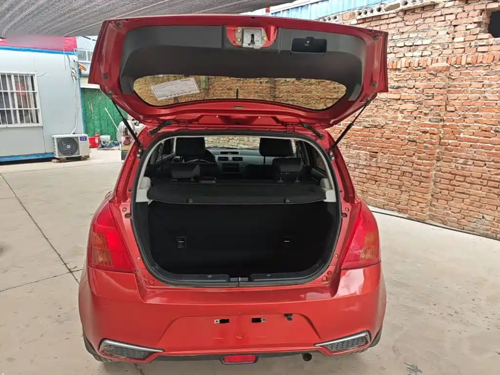 Suzuki Swift 2017 — фото 19