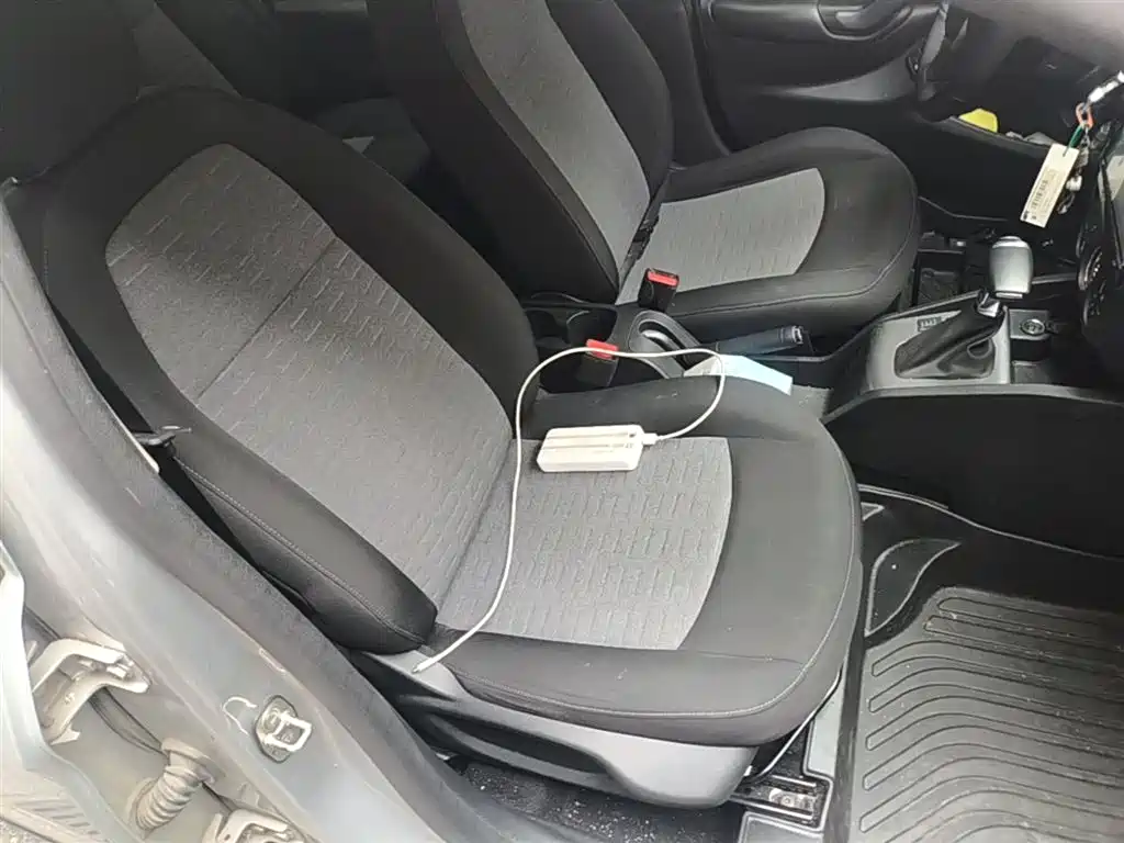 Citroen C3L 2023 — фото 25
