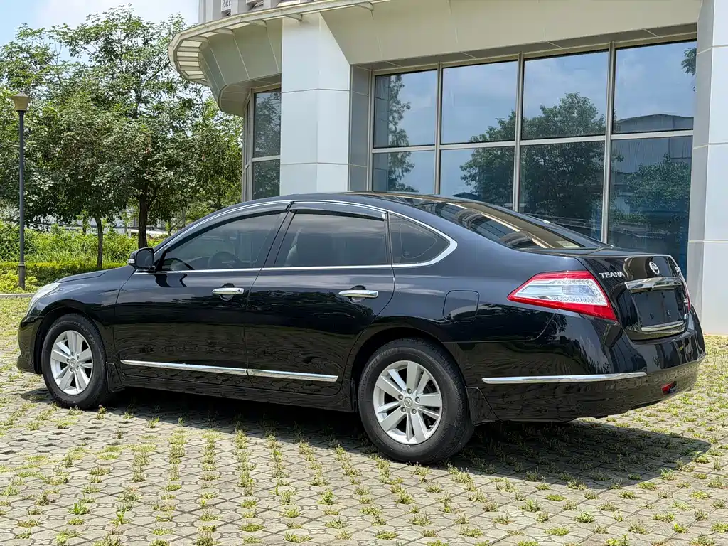 Nissan Teana 2011
