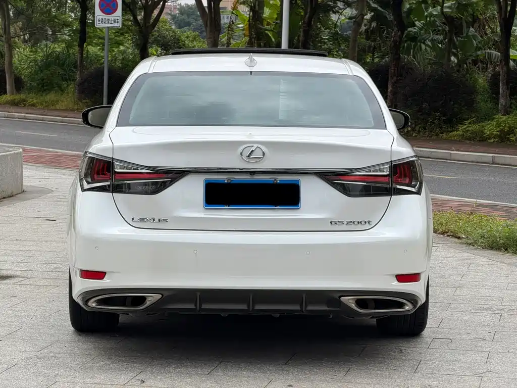 Lexus GS 2017 — фото 12