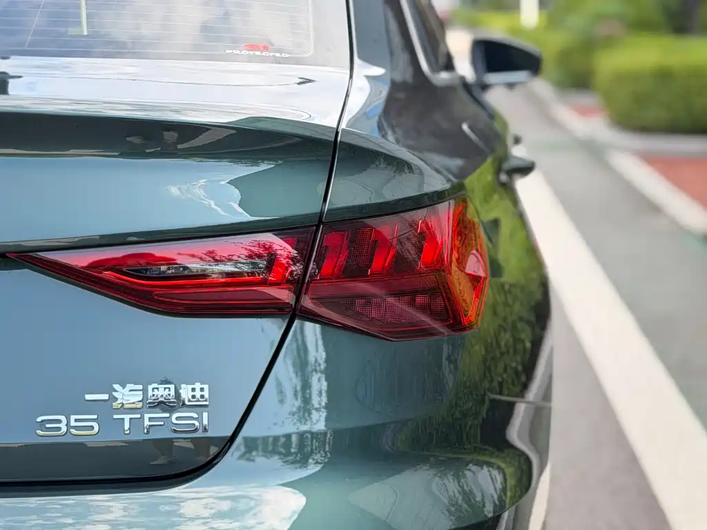 Audi A3 2023 — фото 13