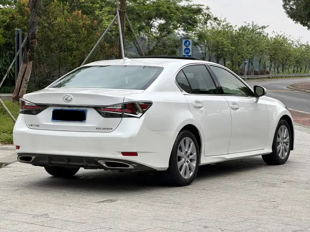 Lexus GS 2017 — фото 13