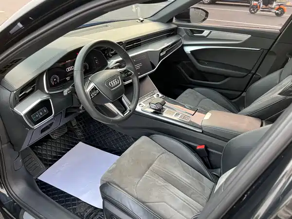 Audi A6L 2021