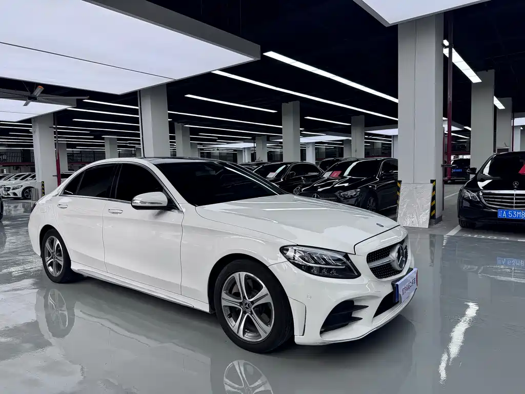 Mercedes-Benz C-Class 2020 — фото 3