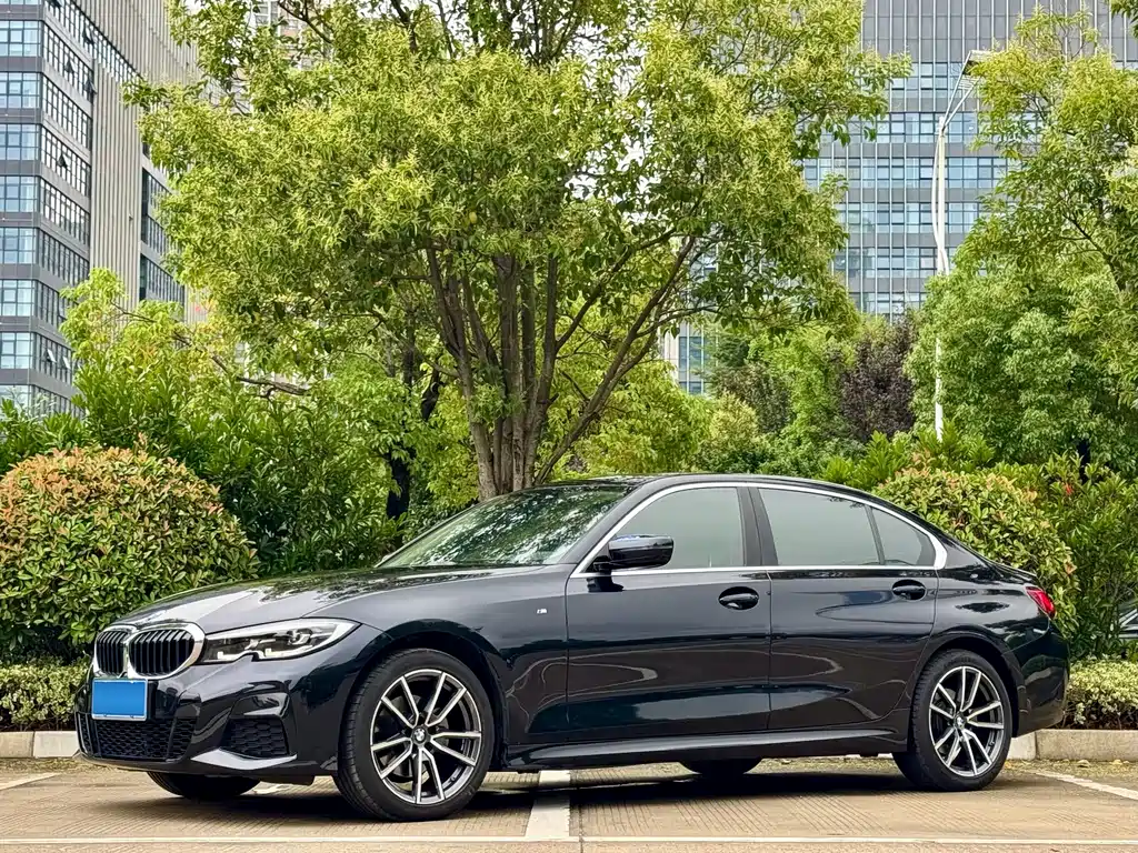 BMW 3 Series 2022