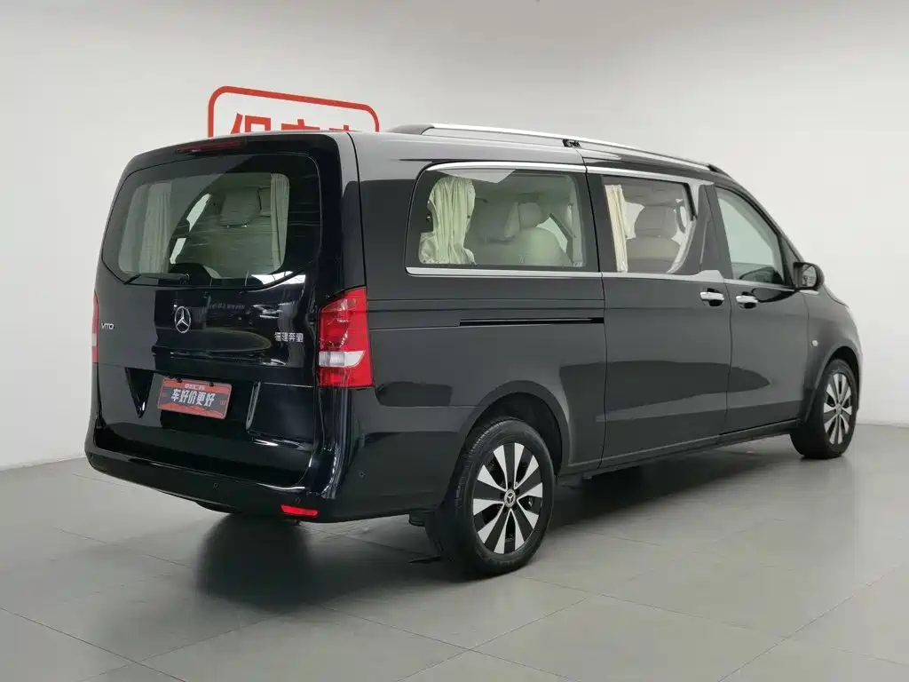 Mercedes-Benz Vito 2022 — фото 2