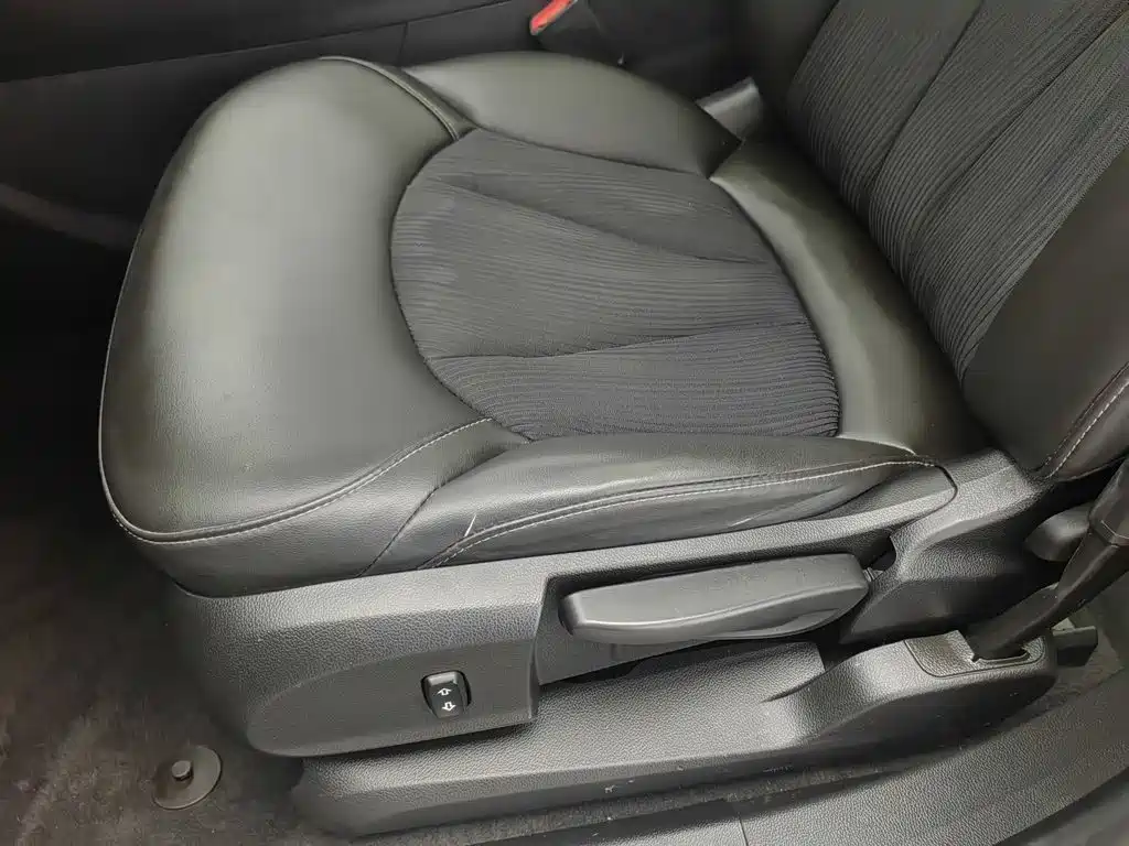 Buick Envision Plus 2018 — фото 20