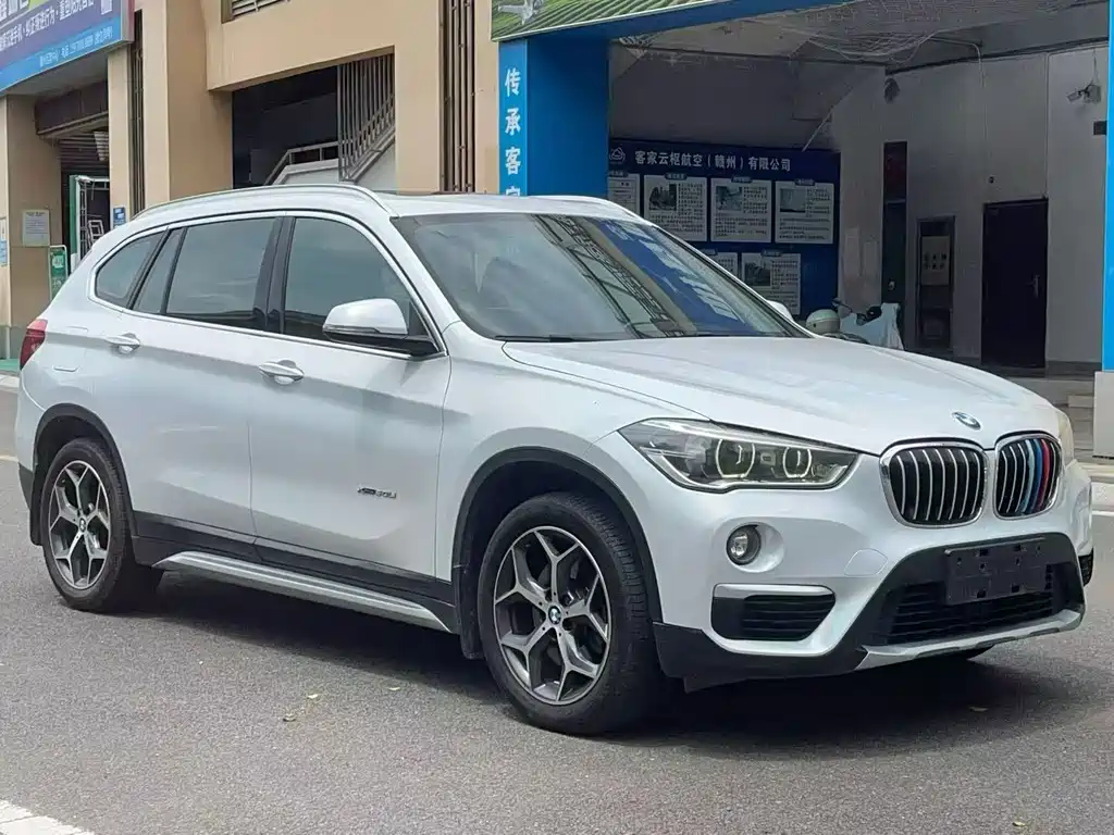 BMW X1 2017 — фото 3
