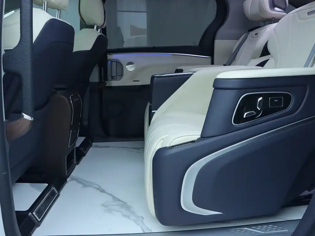 Toyota Sienna 2025 — фото 16