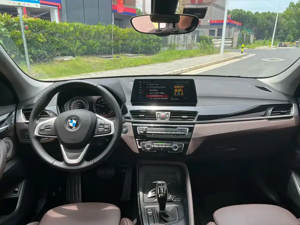 BMW X1 2021 — фото 13