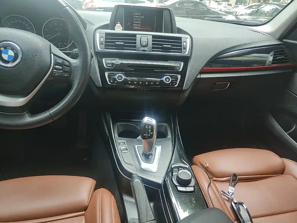 BMW 1 Series 2016 — фото 13