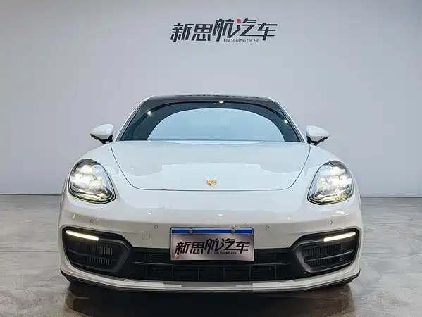 Porsche Panamera 2024