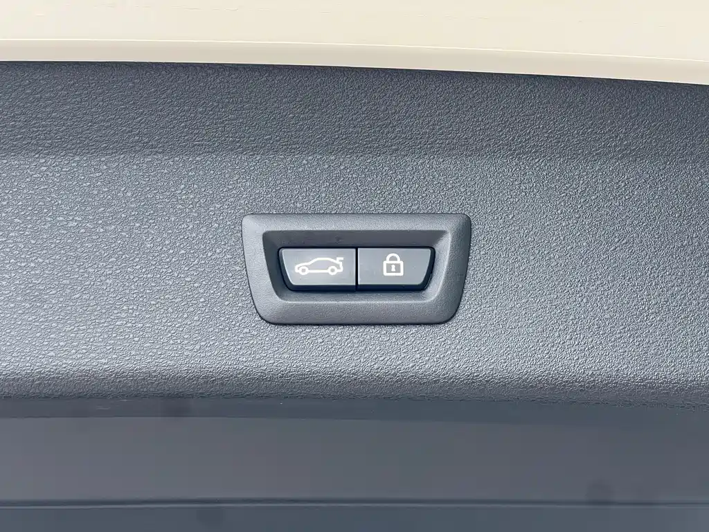 BMW X1 2020 — фото 20