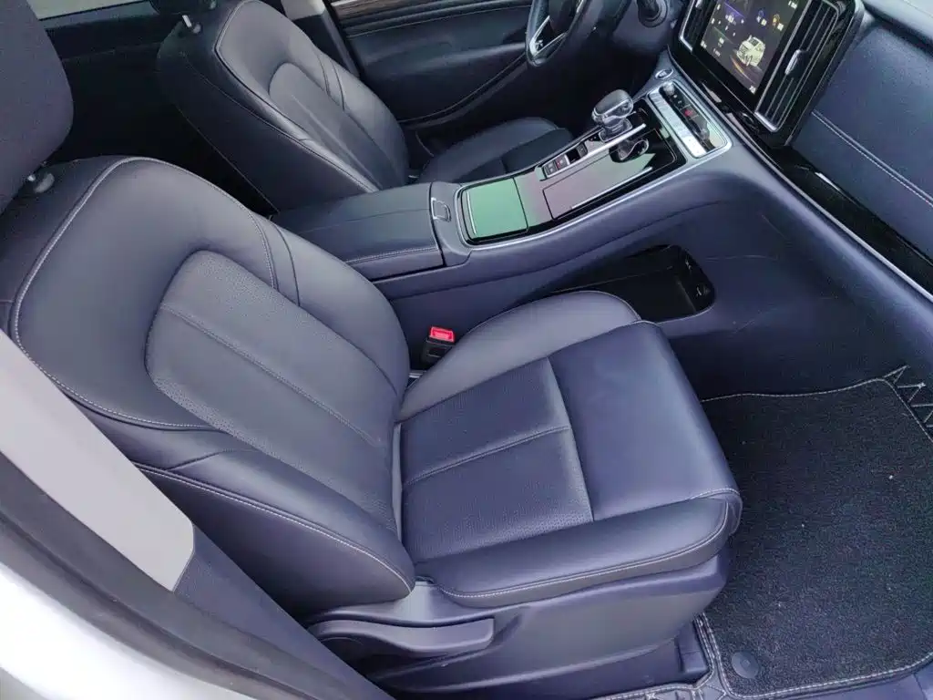 GAC Trumpchi M8 2021 — фото 17