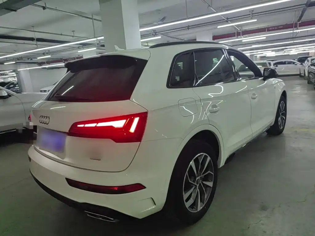 Audi Q5L 2024