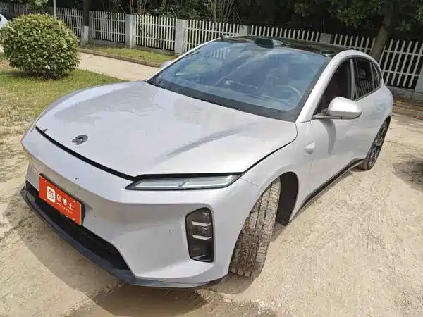 NIO ET5T 2025