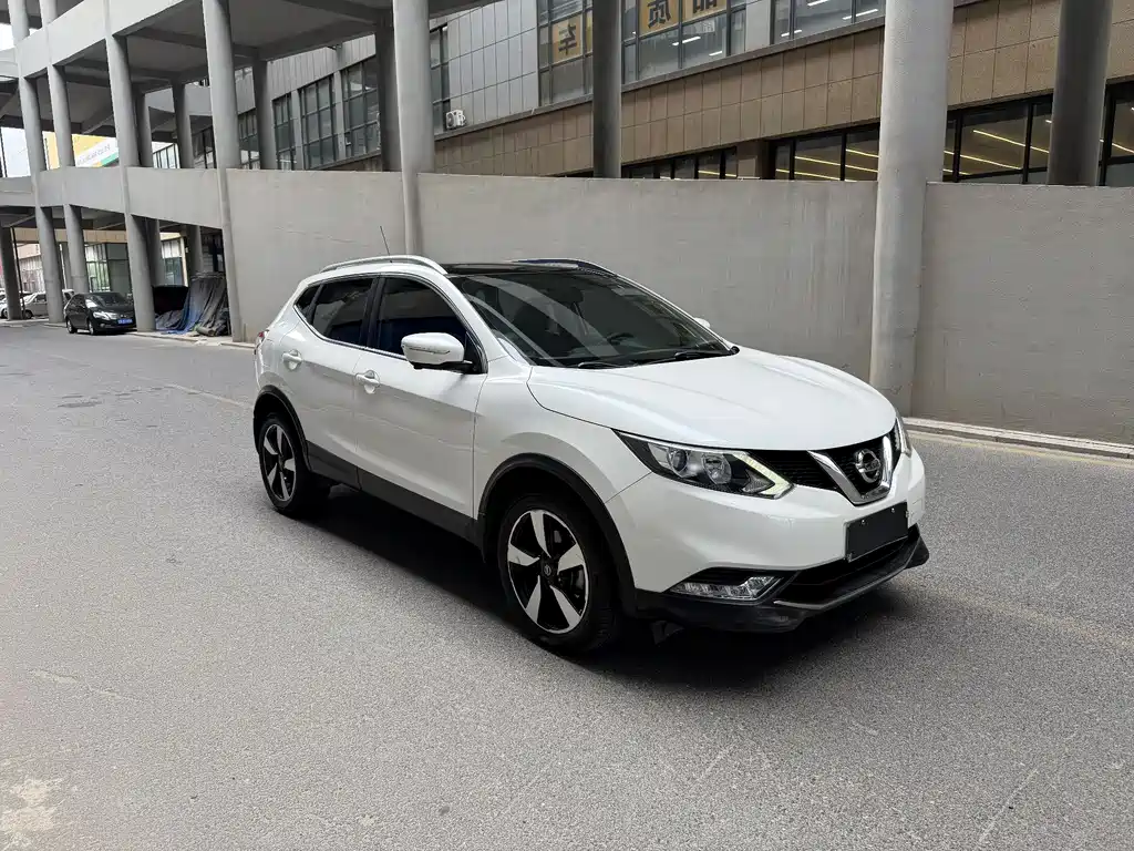 Nissan Qashqai 2016 — фото 1