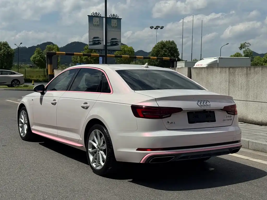 Audi A4L 2019 — фото 13