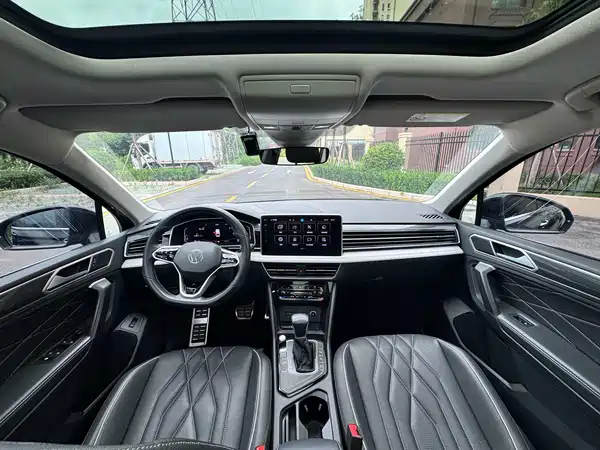 Volkswagen Tiguan L 2023