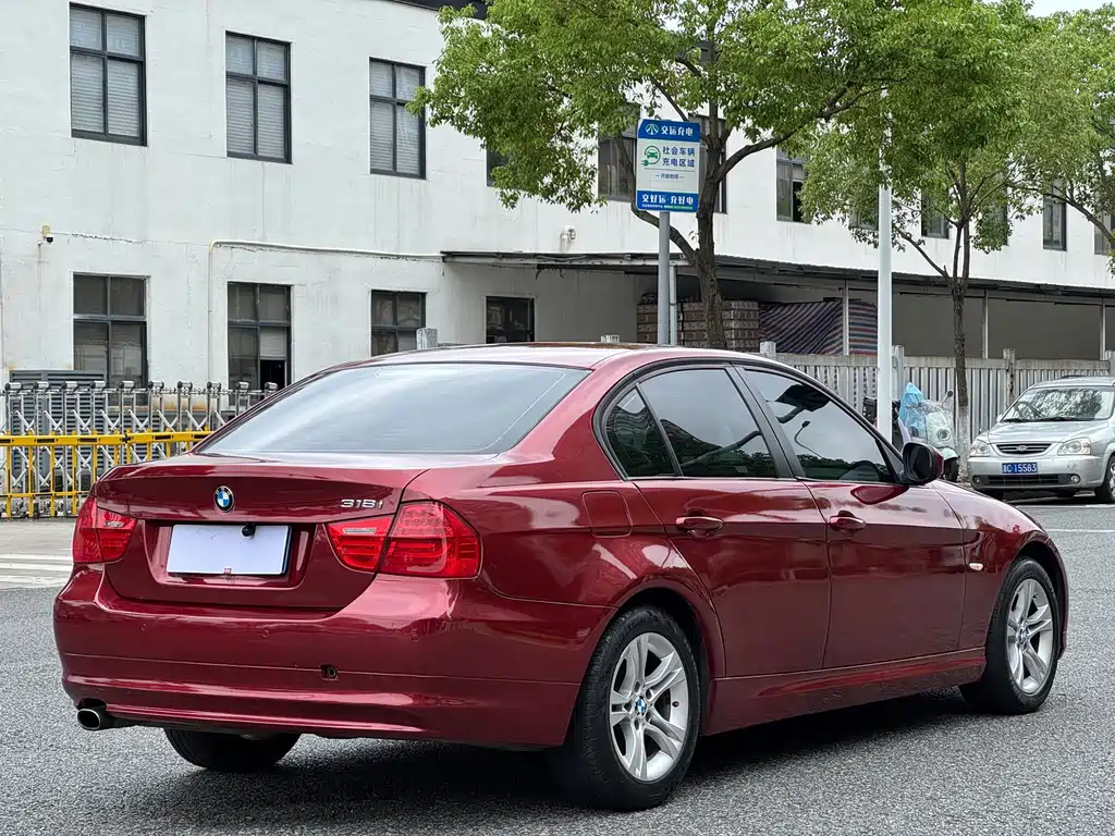 BMW 3 Series 2012 — фото 4