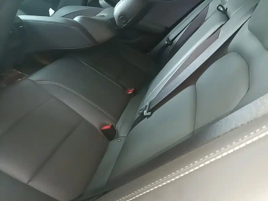 Chevrolet Malibu 2018 — фото 17
