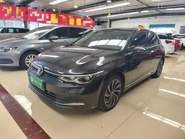 Volkswagen Golf 2021