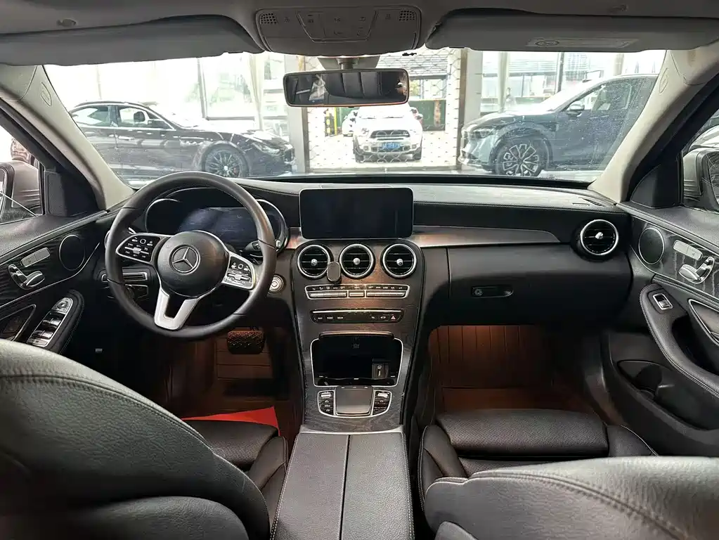 Mercedes-Benz C-Class 2019 — фото 5