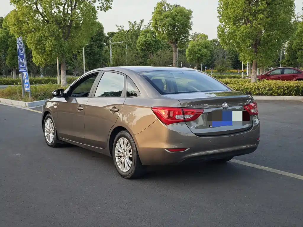 Buick Excelle 2016 — фото 11