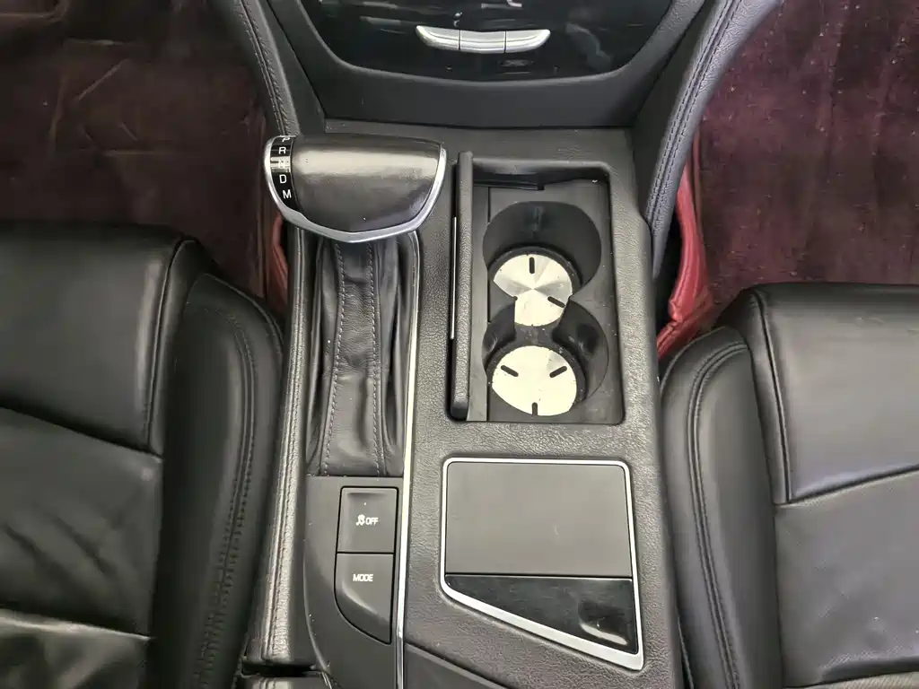 Cadillac CT6 2017 — фото 19