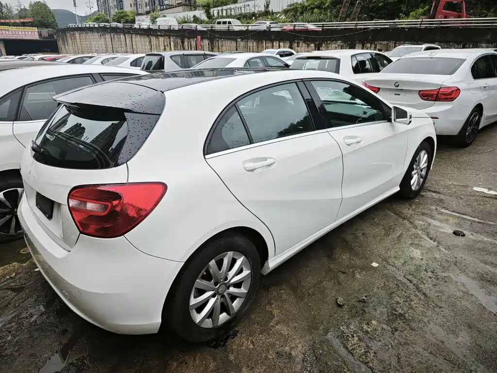 Mercedes-Benz A-Class 2014