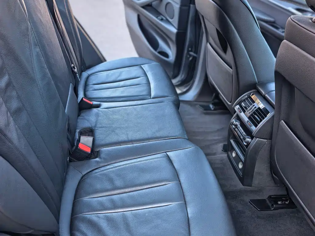 BMW X5 2016 — фото 12