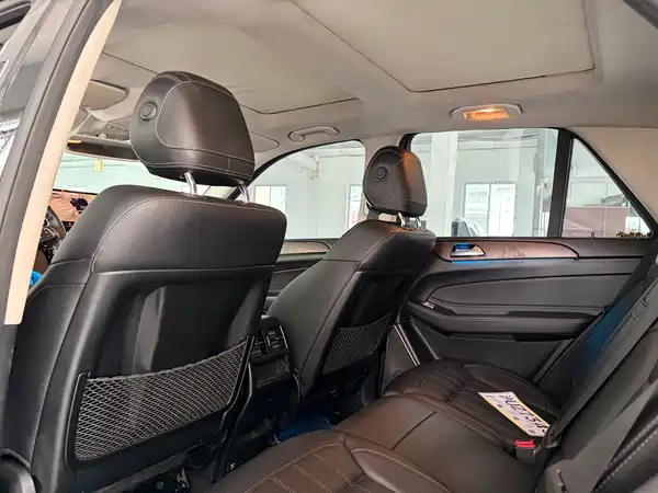 Mercedes-Benz GLE 2016